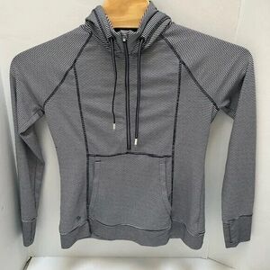 Athleta Heavenly Hail 3 Hoodie Navy &‎ White Stripes Hoodie size Medium